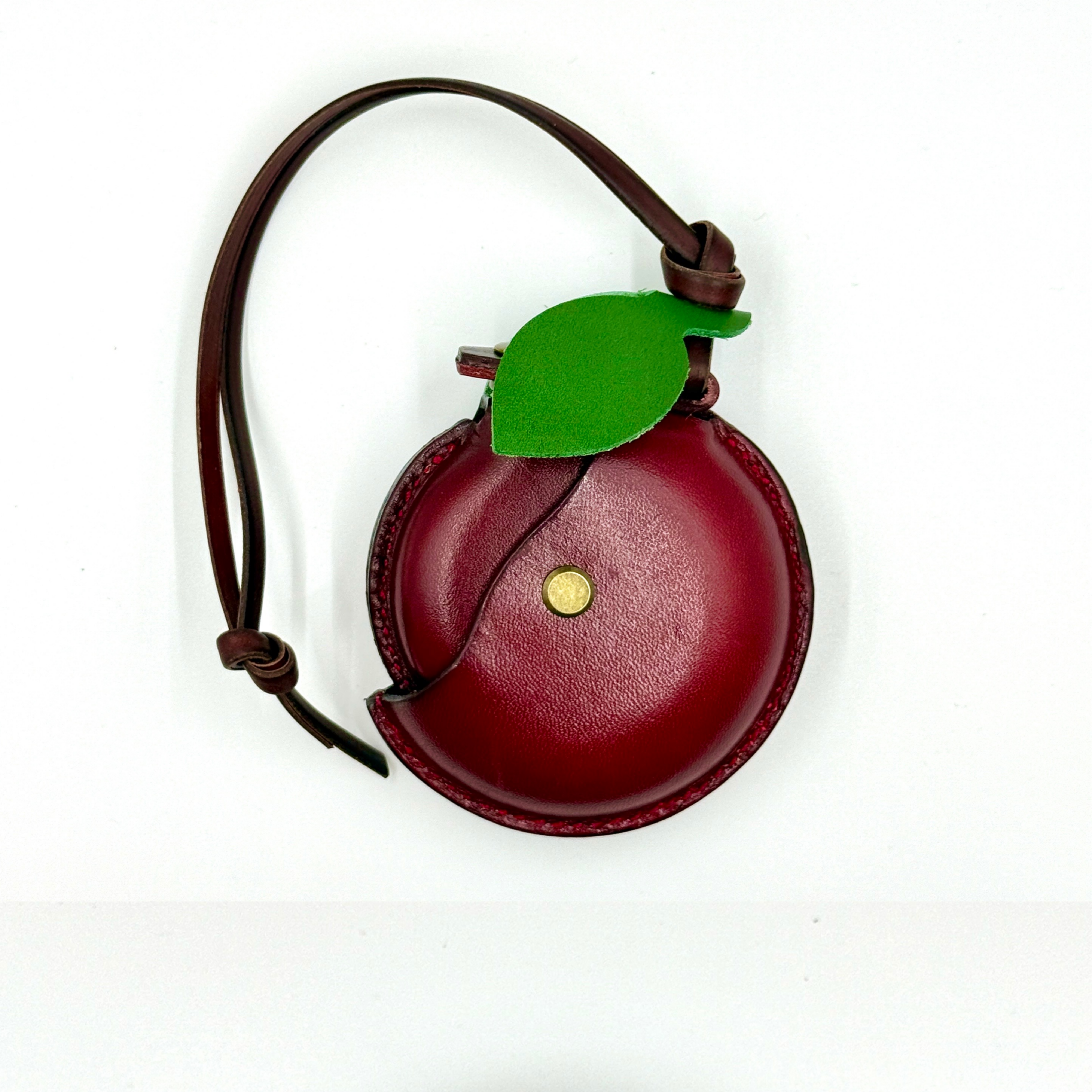 CHERRY AIRPOD CASE CHARM f	Product front shot 