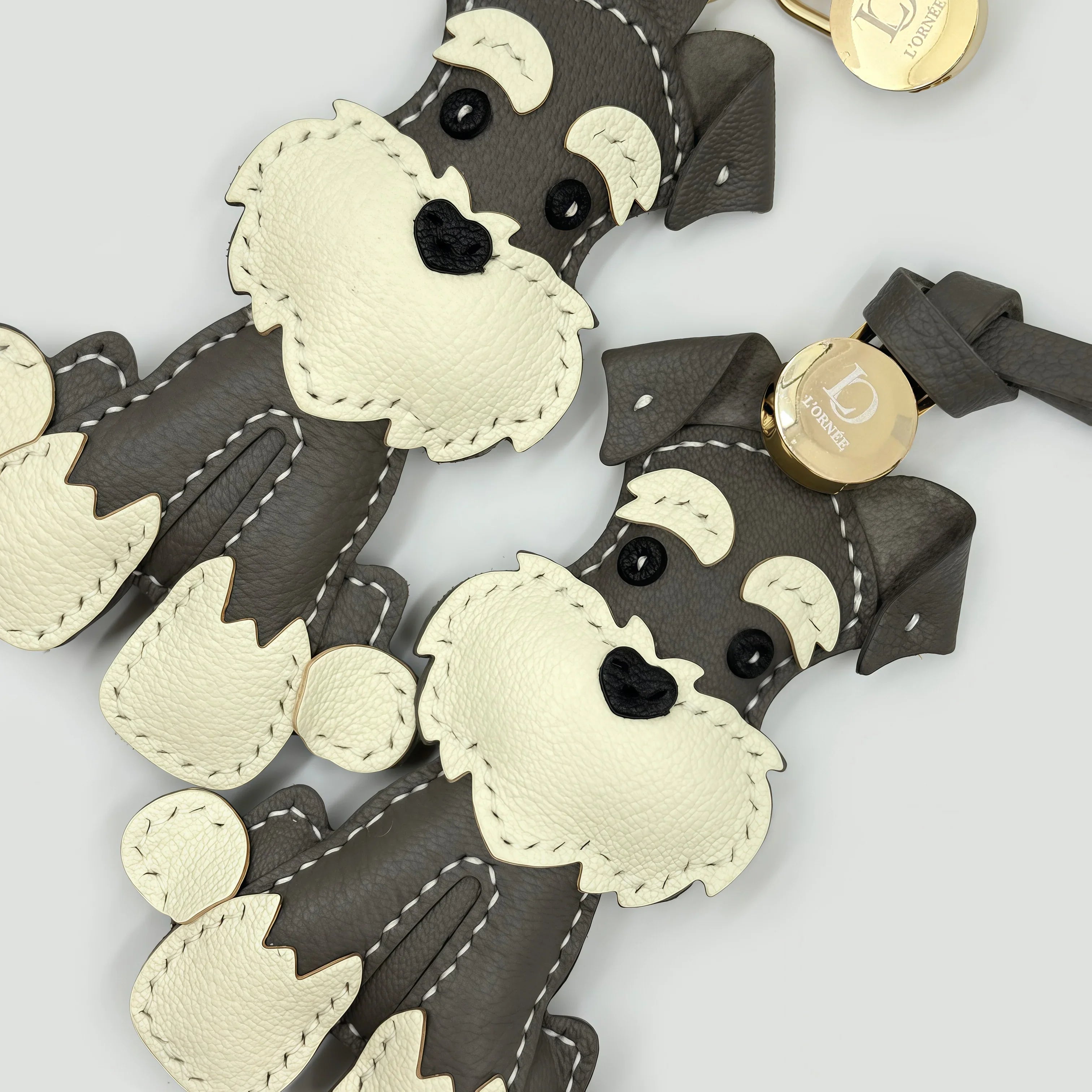 SITTING GREY SCHNAUZER CHARM keychains