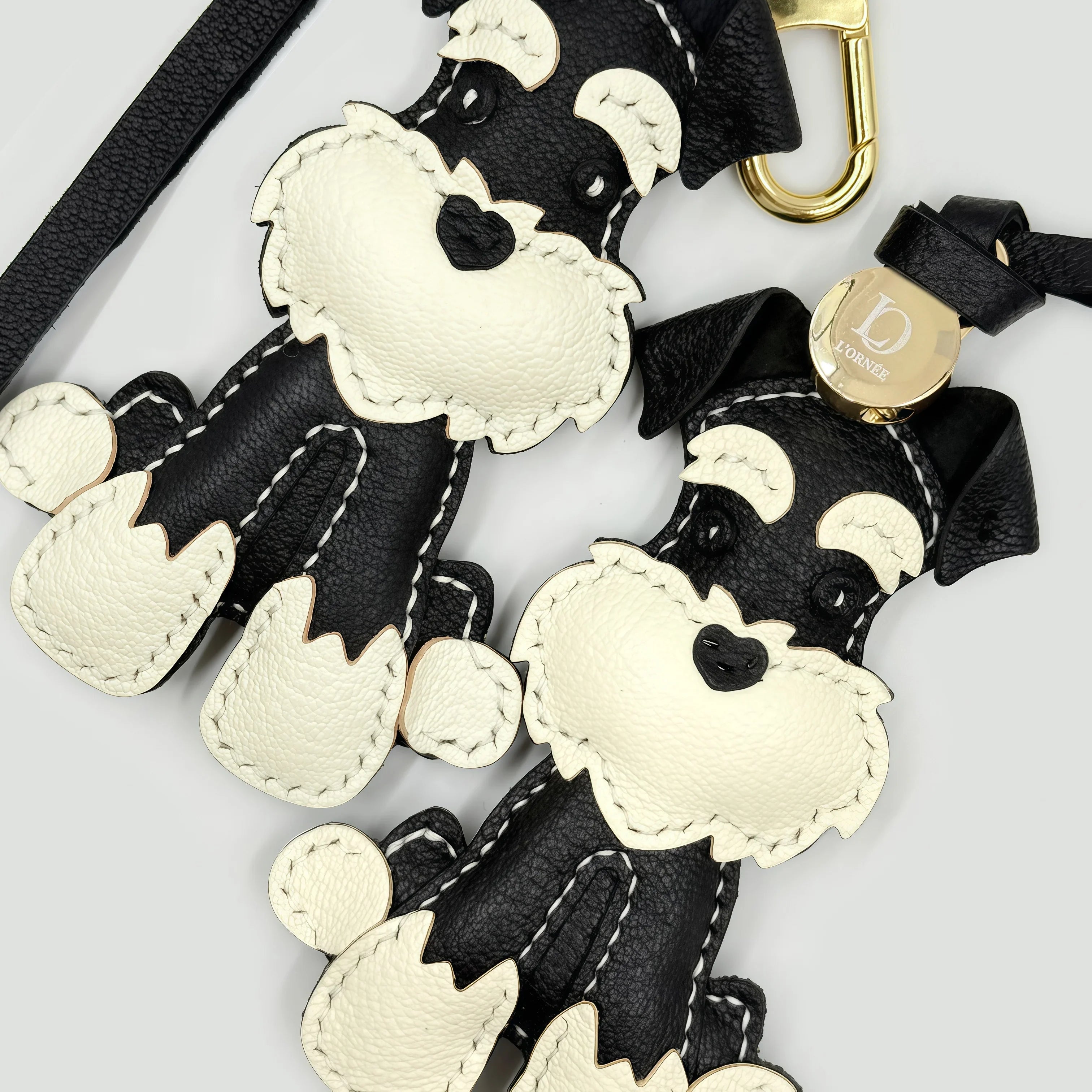 SITTING BLACK SCHNAUZER CHARM leather 