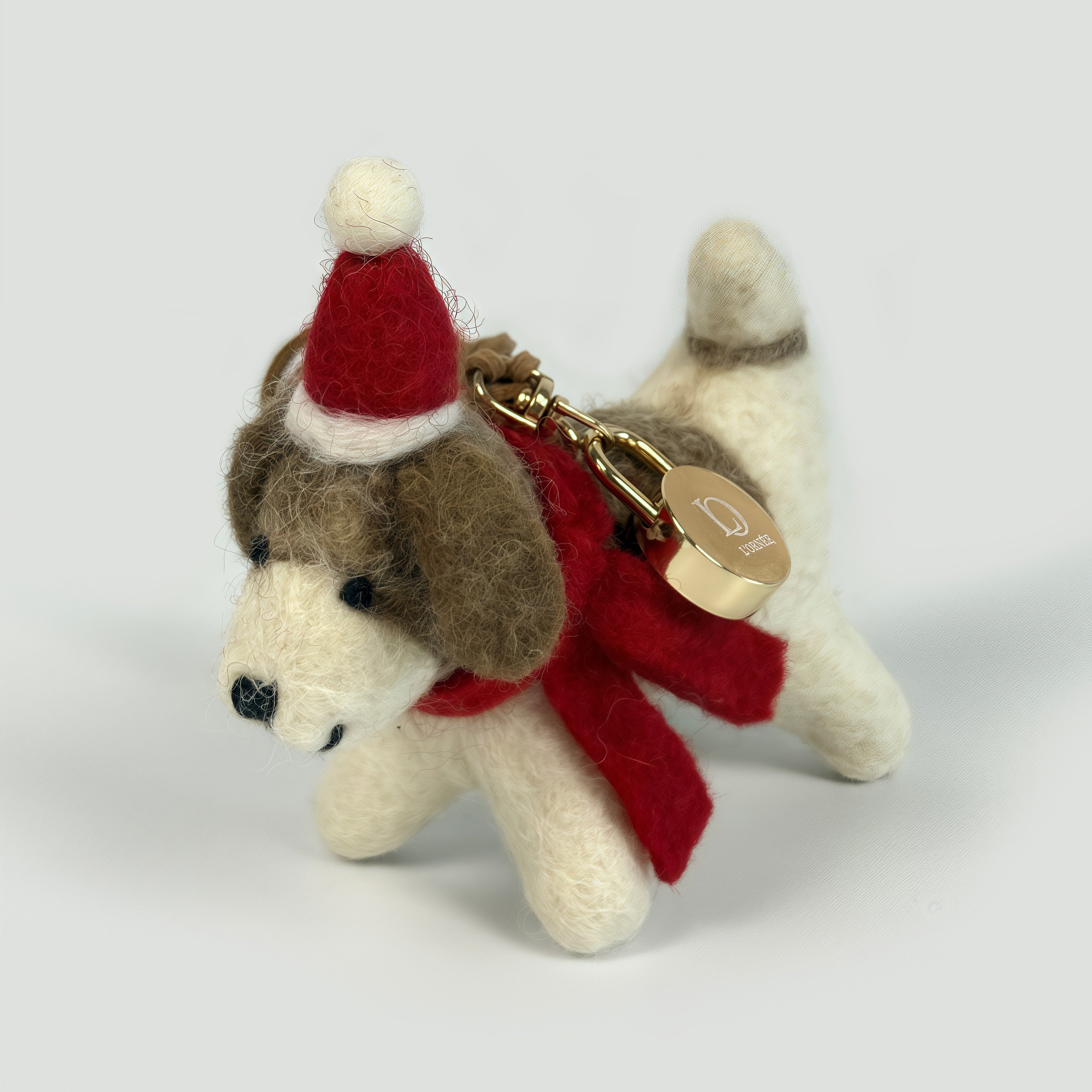 SNOWY CHARM PUP side shot