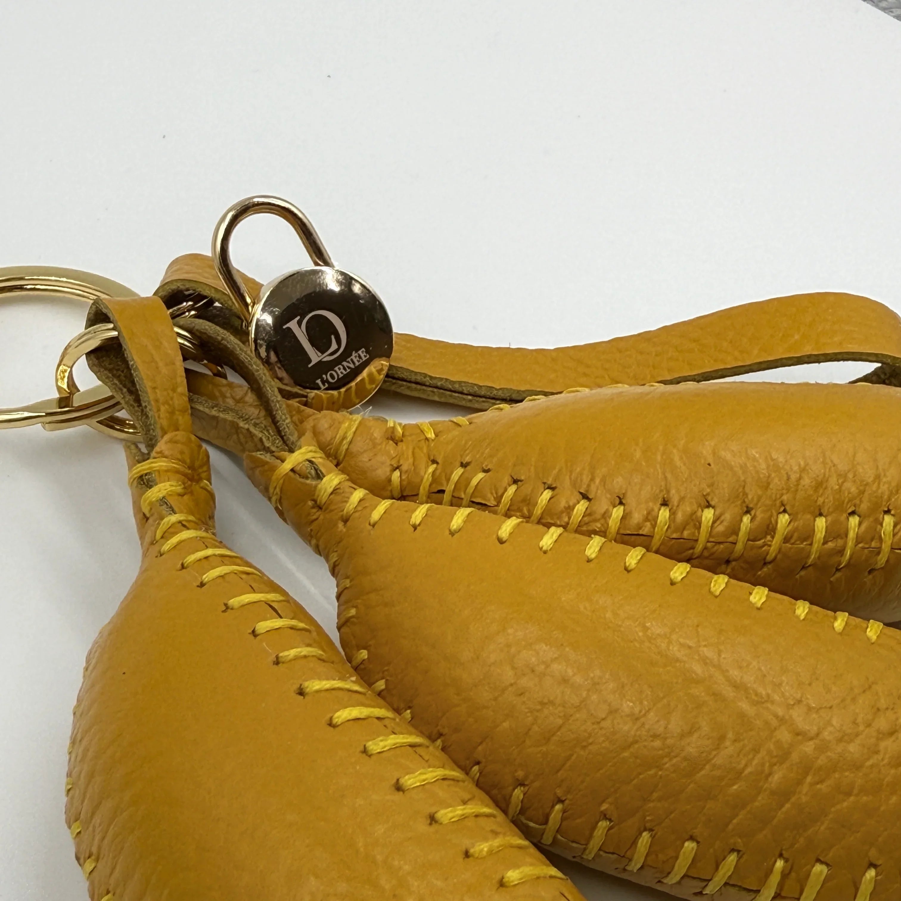 TRIPLE BANANA CHARM