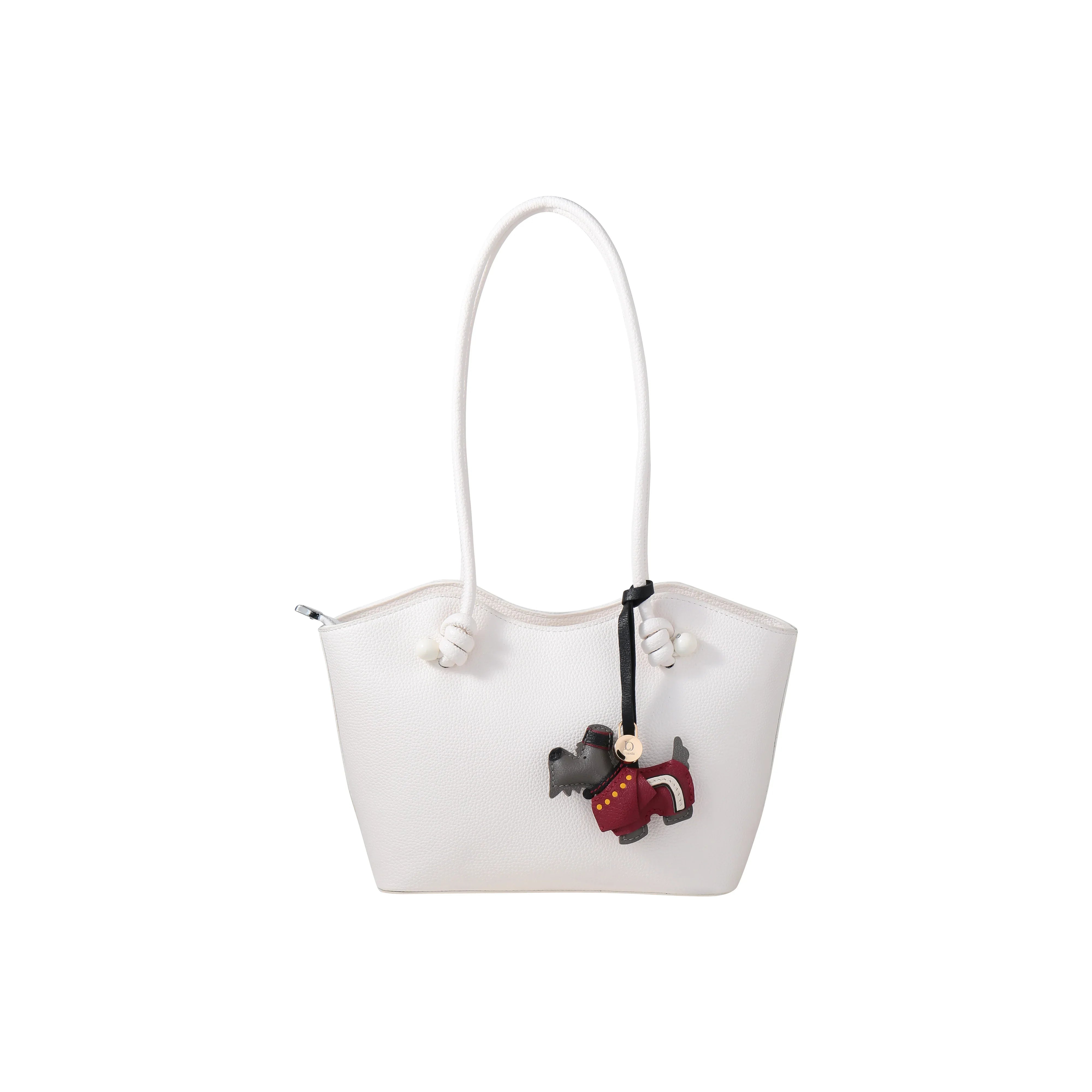 SCOTTISH TERRIER with bag