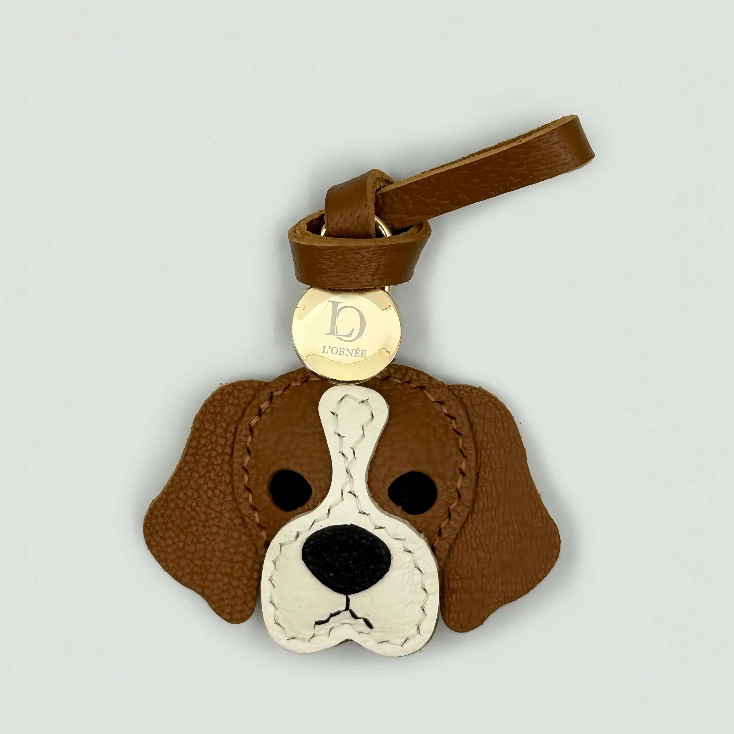 BROWN BEAGLE bag CHARM